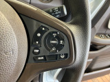 クルーズコントロールを装備しています。高速道路などで一定の速度で走ってくれるので運転が楽ですよ!速度を設定できますので、スピードの出しすぎにも注意できます。