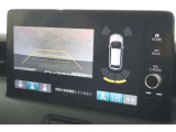 バックカメラが装備されており、後方の安全確認はもちろんのこと狭い場所での駐車や雨の日・夜間など視界の悪いコンディションでのストレスの軽減にもなります!