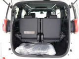 広々としたラゲージスペースを備えています。大きなものや長さのある荷物もしっかりと積み込めます。