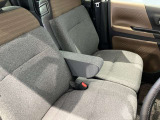 アームレスト付きです!運転の疲労を軽減してくれます♪