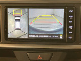 いまや必須装備「ナビゲーション」搭載!知らない場所にスイスイッとドライブ。もう、これなしではハンドルを握れませんね!でも運転中の操作は危険ですのでご注意ですね☆