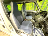 運転席シート廻りは使用感も少なく、良好な状態となっています。丁寧に使われていたことがよくわかりますね。