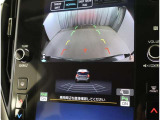 バックガイドモニターで、後方を確認しながら安心して駐車することができます。運転初心者も熟練者も必須の機能ですよ!