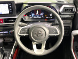 【ステアリングスイッチ】運転中、前方から目線をそらすことなく、オーディオ等の操作が可能な便利機能!安心&快適なドライブを演出してくれます♪