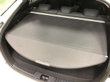 【トノカバー】荷物に直射日光が当たるのを防ぐだけでなく、目隠しとしての役割も果たしてくれるので、防犯面でも役立ちます!