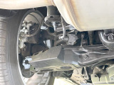 お車を安心してお乗りいただく為には、足回りの定期点検が欠かせません。サービスサポート(有償保証)では無料点検もご提供しており、安心のカーライフをお過ごしいただけるサポート体制が整っています。