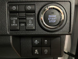 プッシュボタンスタートなどのスイッチ類は集約されていますので扱いやすいですよ♪