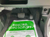 納車前にはプロのメカニックが点検、整備を行いますので安心してお乗り頂けます!!