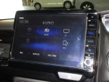 ナビゲーションは純正9インチメモリーナビ(VXU-227NBi)を装着しております。AM、FM、CD、DVD再生、Bluetooth、音楽録音再生、フルセグTVがご使用いただけます。