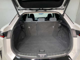 レクサス車らしい細部までこだわった高級感と見る人を一目で虜にするエモーショナルな魅力を持ち合わせております。