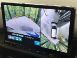 【マルチビューカメラシステム】専用のカメラにより、上から見下ろしたような視点で360度クルマの周囲を確認することができます☆死角部分も確認しやすく、狭い場所での切り返しや駐車もスムーズに行えます。