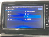 BlutoothオーディオやHDMI(ユニットを取り付けする必要があります)など接続出来ますので音楽を聴きながら楽しくドライブが出来ます!!