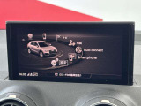 タブレット型の8.3 インチディスプレイや新しいMMI コントロールパネル、そしてシンプルなデザインのメニューなどによって、優れた操作性を実現しています。