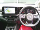 すっきりとした運転席周りになっています。