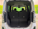 普段のお買い物や通勤、送迎等に十分な荷室スペースを確保しております。セカンドシートを倒すと、大きな荷物の積載も可能です♪