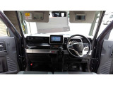 見通しのよいすっきりとした視界で、誰でも運転しやすいです。運転のしやすさは疲れにくさにも繋がりますよ♪