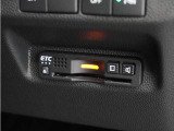 今や必需品の◆ETC車載器 装備車◆ 有料道路を利用する際にスムースに通過でき、わずらわしい料金支払いから開放されます!