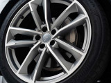 輸入中古車はアフターメンテナンスの信頼が決め手だと考えております。当店はお客様と長いお付き合いをし、共に成長し大きくなれる店を目指します。ご納車後からがお客様とのカーライフの始まりだと考えています。