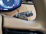 【パドルシフト】スポーツカーにある装備でステアリングから手を放すことなくシフトチェンジが可能な人気快適機能になります。