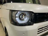 LEDヘッドライトで夜道も安心!