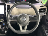 【ステアリングスイッチ】運転中、前方から目線をそらすことなく、オーディオ等の操作が可能な便利機能!安心&快適なドライブを演出してくれます♪