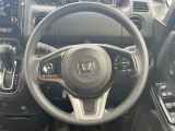 【ステアリングスイッチ】運転中、前方から目線をそらすことなく、オーディオ等の操作が可能な便利機能!安心&快適なドライブを演出してくれます♪v