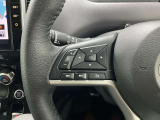 【ステアリングスイッチ】運転中に前方から目線をそらすことなくオーディオ等の操作が可能な便利機能!安心&快適なドライブを演出してくれます。