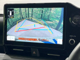 【バックカメラ】駐車時に後方がリアルタイム映像で確認できます。大型商業施設や立体駐車場での駐車時や、夜間のバック時に大活躍!運転スキルに関わらず、今や必須となった装備のひとつです!