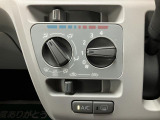 当社では損保ジャパンをはじめ、自動車保険の取り扱いをしております!内容の見直しなどで年間金額が変わるかも!?現在ご加入中の保険内容のご説明などもお気軽にスタッフまでご相談下さい。
