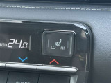 ★シートヒーター★運転席・助手席に装備!座面と背もたれを素早く温めます!