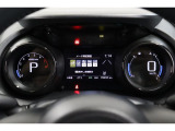 マルチインフォメーションディスプレイ付きのメーターです!エコ運転へ導く多彩な情報を表示してくれます。