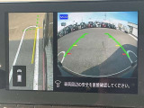 【アラウンドビューモニター】左前輪周りの画像にも切り替えできます。狭い道などの走行時に重宝します。
