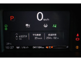 ホンダセンシング装備!衝突軽減ブレーキや誤発進抑制装置装備!この他にも先進の安全機能を多く搭載しております!安全に安心にお乗り頂き快適なカーライフをお楽しみ下さい!