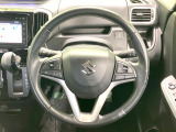 【純正革巻きステアリング】上質な革を使用することで、手にしっかり馴染みとても運転しやすいハンドルです♪