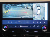 バックカメラ付きで運転が苦手な方の車庫入れもラクラクです。後方の死角部分がモニターに映し出されるので安全性もアップ!