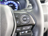 運転中でも手元で操作できます。