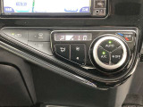 オートエアコンは温度を設定するだけで、自動で風量などを設定してくれます。運転しながら操作も必要ないので、安全性も向上します。