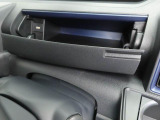 中古車は一物一価、同じようなお車でも、整備状況、外内装の状態など様々です。