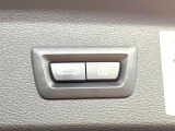●電動リアゲート:ワンタッチでリアゲートの開閉ができ、荷物などで両手が塞がっている状態でも簡単に開閉ができる便利機能です。