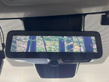 【デジタルインナーミラー】後席の大きな荷物や同乗者で後方が確認しづらい時でも安心!カメラが撮影した車両後方の映像をルームミラー内に表示。クリアな視界で状況の確認が可能です!
