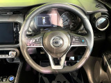 【ステアリングスイッチ】運転中、前方から目線をそらすことなく、オーディオ等の操作が可能な便利機能!安心&快適なドライブを演出してくれます♪