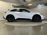 当社でご購入頂いた全ての車両はご納車前、エンジンオイル交換・ワイパーゴム・ブレーキ点検・調整・その他確認の上ご納車いたします。