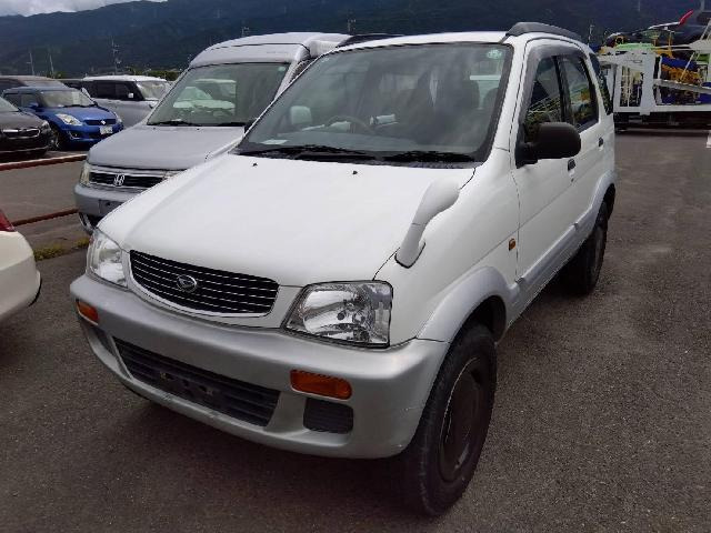 テリオス 1.3 CL 4WD