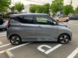 サイドのプレスラインは軽自動車でも手を抜かないデザインです★
