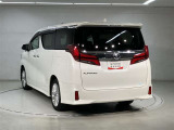 その他にも各種保険、お車の買取(T-UP)、JAF、TSカード、携帯電話などの取扱いをしております。詳しくはスタッフにお尋ねください。