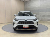 お車購入のポイントとなるフロントマスクです。上質で迫力あるデザインですね☆☆