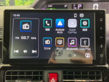 【ディスプレイオーディオ】お手持ちのスマートフォンとの連携で、ナビや音楽再生など各種アプリを使用可能。スマホに近い感覚でお使いいただけます♪