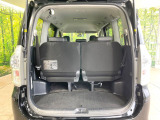普段のお買い物や通勤、送迎等に十分な荷室スペースを確保しております。セカンドシートを倒すと、大きな荷物の積載も可能です♪