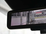 インテリジェントルームミラーです。クリアな後方視界で安全運転をサポートします。