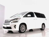 プライバシーガラス装着車両ですので、ご安心くださいませ!